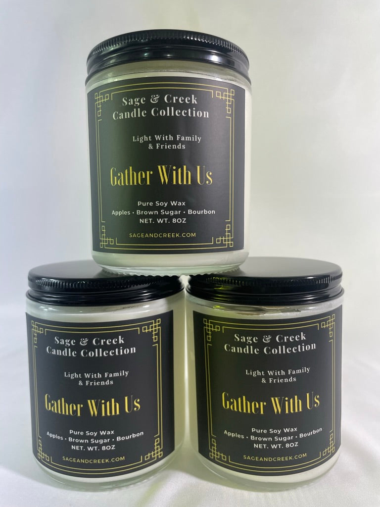 his scent is the epitome of cozy, effortlessly blending together warm, toasty, and sweet scents. Rich vanilla, velvety brown sugar combined with apples and bourbon notes, our combination makes this candle just perfect for any gathering. 